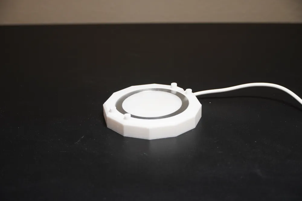 Modern Wave Table Lamp